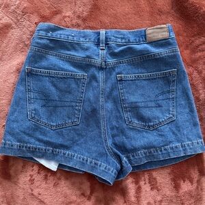 American Eagle Outfitters Blue Jean Shorts High-Waisted Fitted - Like New